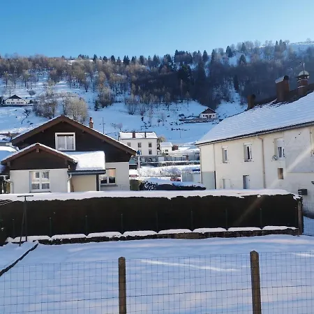 Nid Douillet 3 Etoiles Au Centre De La Bresse