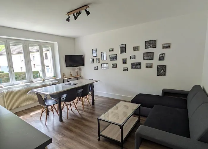 Nid Douillet 3 Etoiles Au Centre De * La Bresse